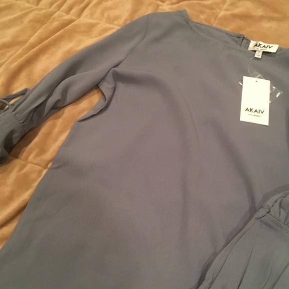 Split sleeve long sleeve - peek a boo sleeves - Picture 5 of 6